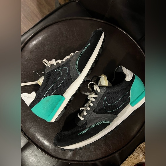 Nike Daybreak-Type 'Anthracite Menta size 7.5 - Picture 1 of 13